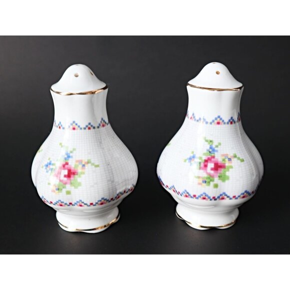 Vintage Royal Albert Petit Point Salt and Pepper - Picture 3 of 5